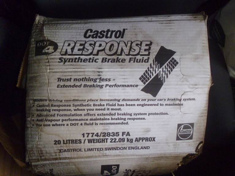 CASTROL RESPONSE DOT 4 SYNTHETIC BRAKE FLUID.20 LITRE WORKSHOP PACK