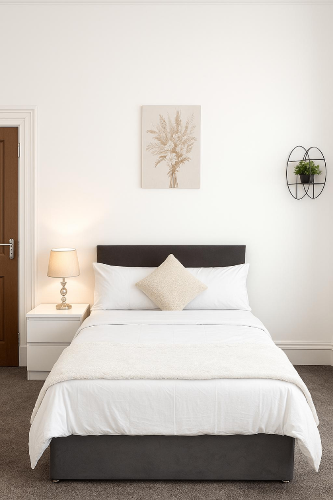 Spacious & Cosy En-suite Room for Rent – WV3 9NE