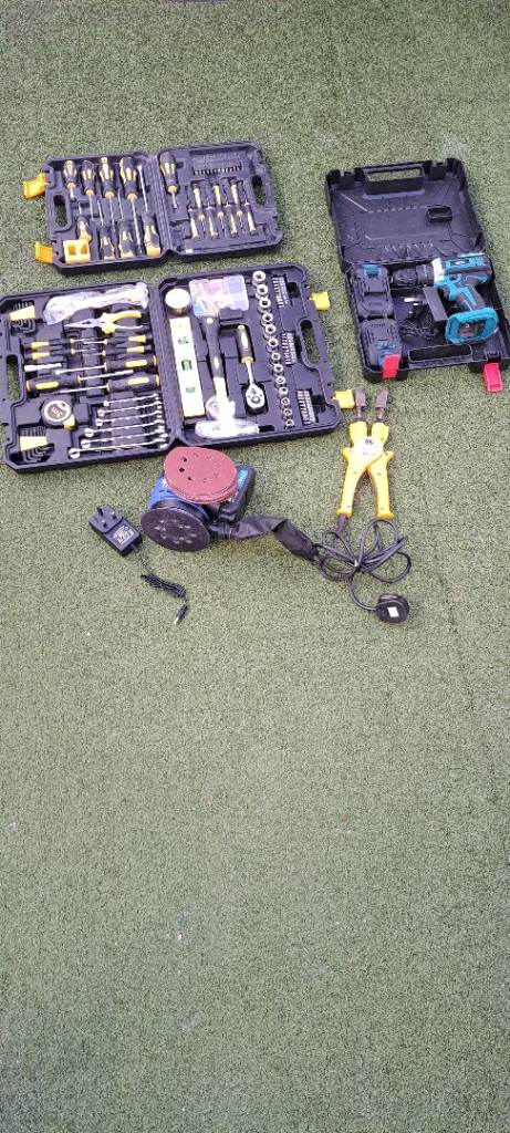 Various tools job lot.  Pipe soldering,Tool set, Cordless Drill, Cordless sander,  Screwdriver set 