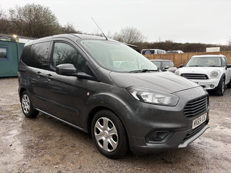 FORD TOURNEO 1.0 EcoBoost Zetec 2019