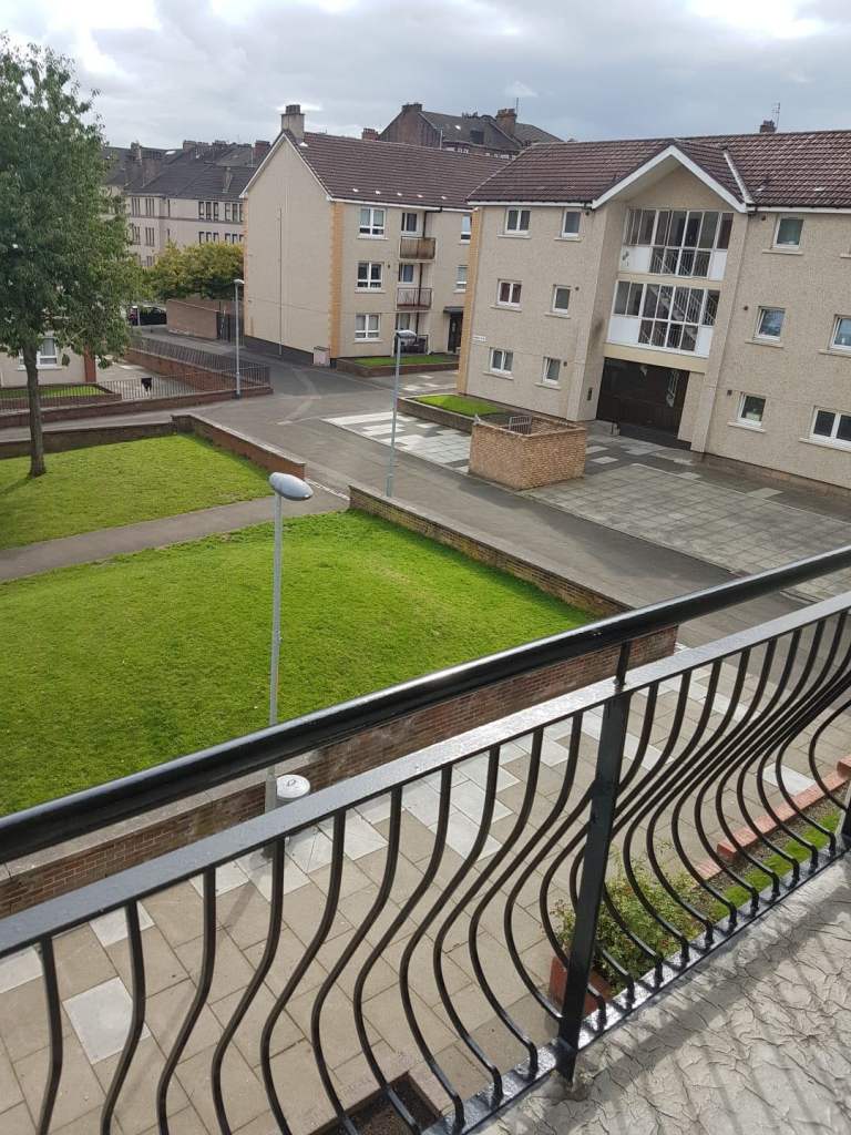Beautiful 2-bedroom flat to let at Armadale Place, Denniston 