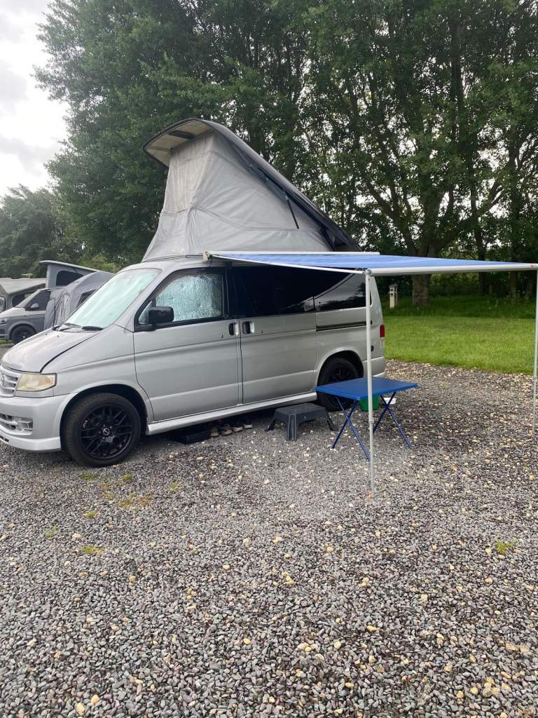 2001 Mazda Bongo - 4 Birth