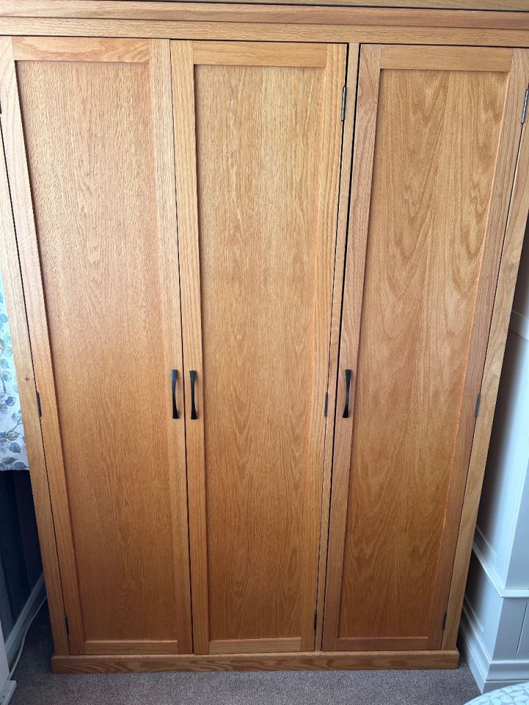Wooden Triple Wardrobe – Good Condition