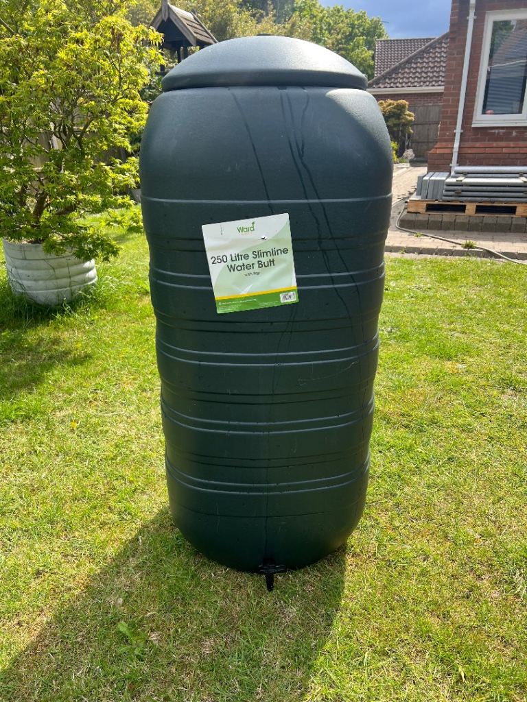 WARD 250 LITRE SLIMLINE WATER BUTT AND TAP
