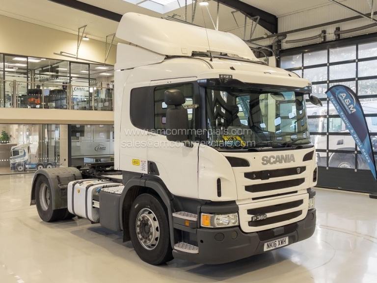 2016 (16) SCANIA P360 4X2 SLEEPER CAB