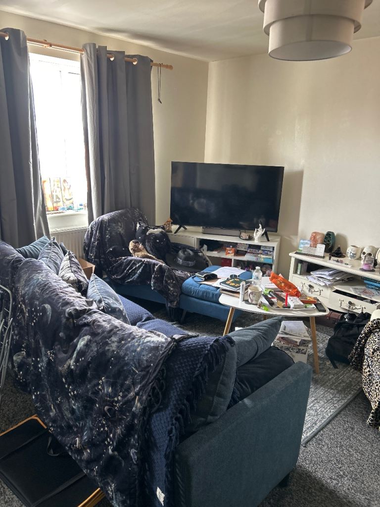 One bed flat exchange 