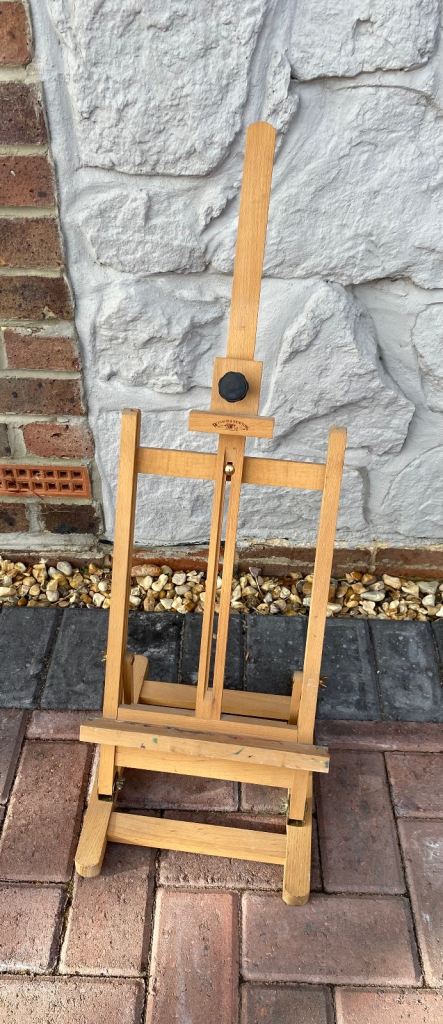 Tabletop Artist easel