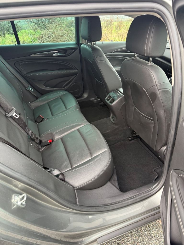 Vauxhall, INSIGNIA, Estate, 2017, Manual, 1598 (cc), 5 doors