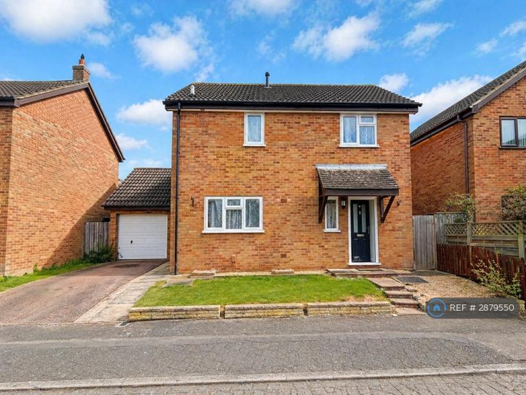 3 bedroom house in Broomlee, Milton Keynes, MK13 (3 bed) (#2879550)