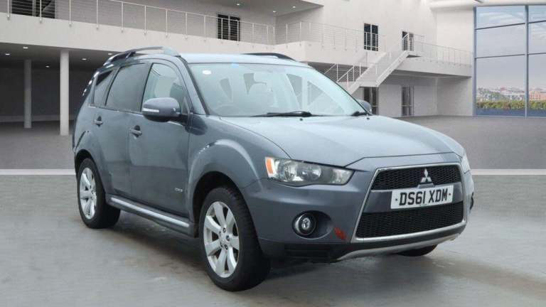 2012 Mitsubishi Outlander 2.2 DI-D GX3 FWD Euro 5 5dr ESTATE Diesel Manual