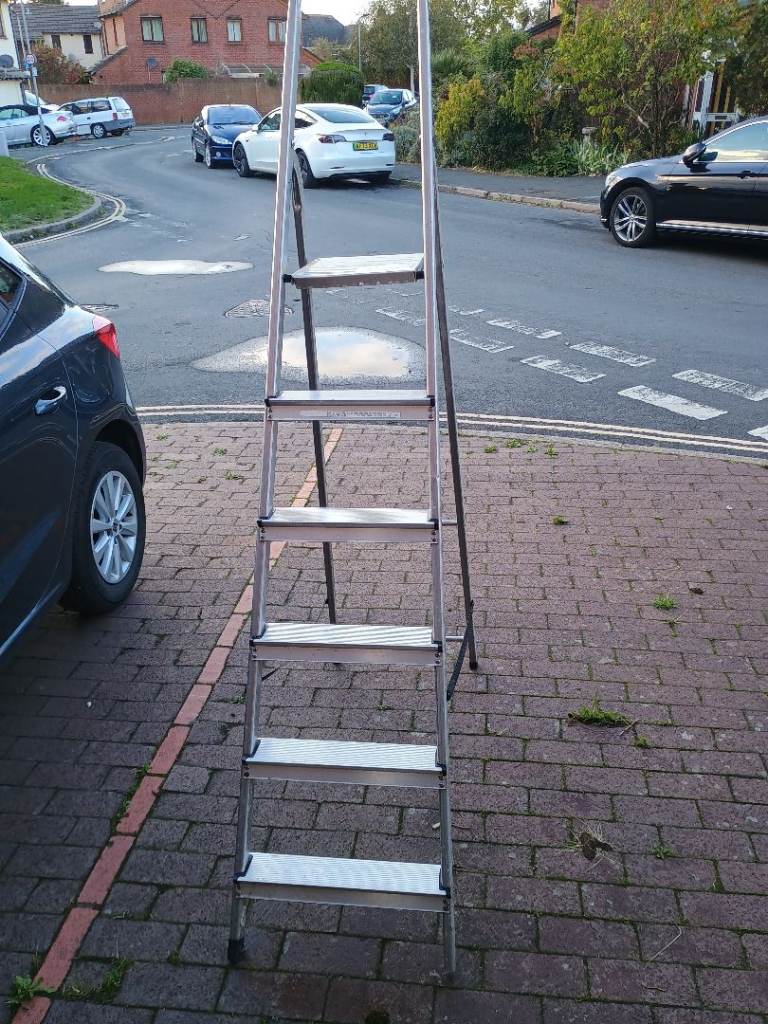 Very tall aluminium step bladder