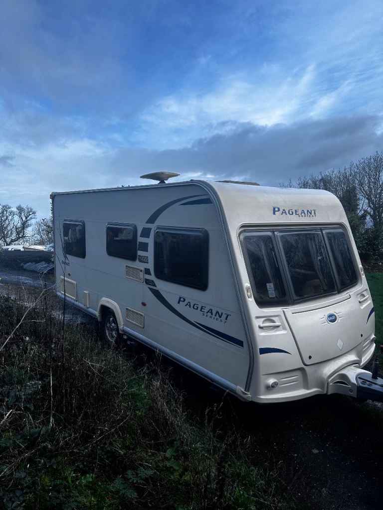 Bailey pageant, series 7, Bordeaux fixed bed 4 berth caravan .
