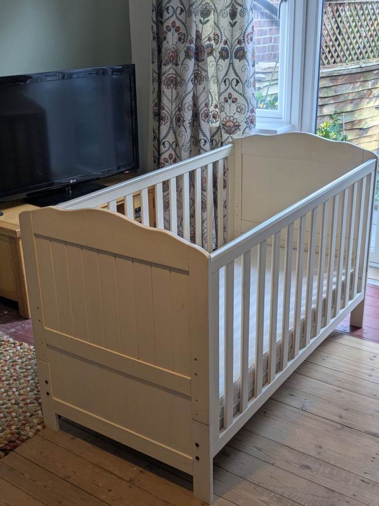 Mothercare Aylesbury cot bed