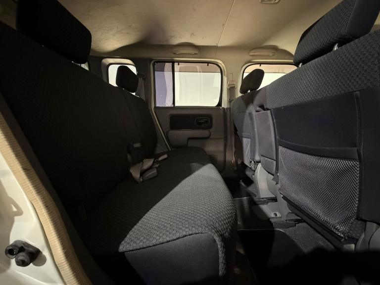 WHITE 2007 NISSAN CUBE 1.5 PETROL AUTOMATIC 5 DOOR HATCHBACK 1 PREVIOUS OWNER