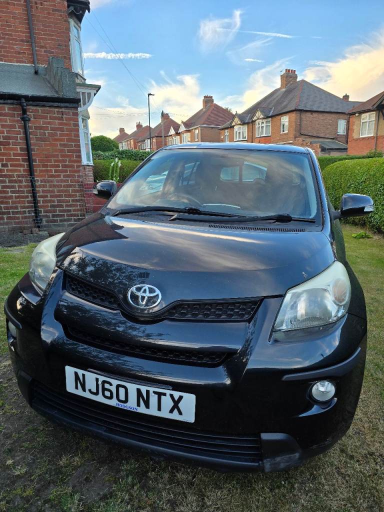 Toyota URBAN CRUISER, Please read details