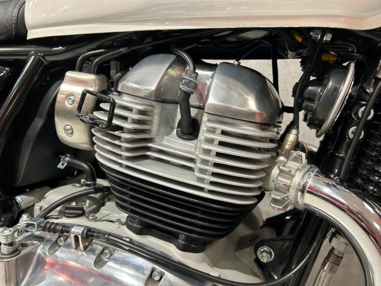 2024 Royal Enfield Interceptor 650 - 1886 miles - 1 OWNER! - STUNNING!