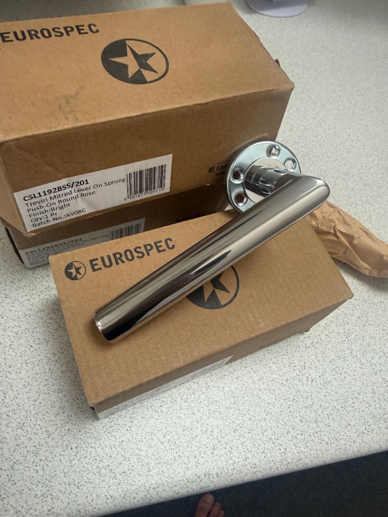Eurospec CSL1192BS/201 Bright Polished Stainless Steel Door Handle