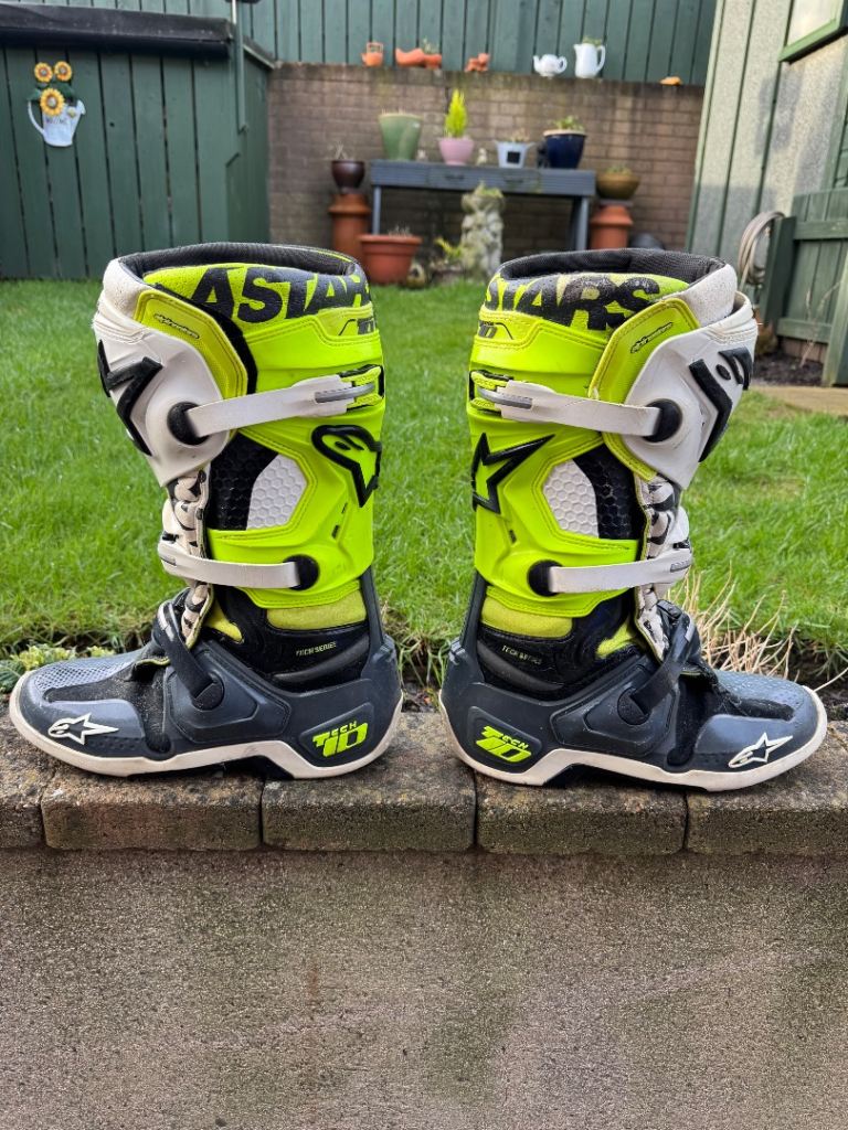 Alpinestar tech 10 Special edition UK11