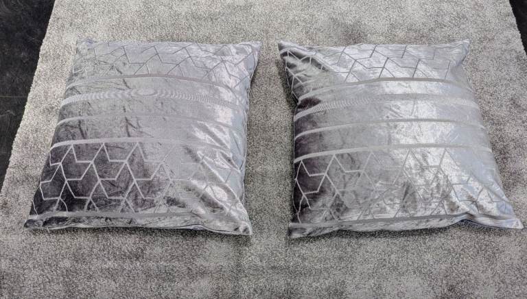 2x Like New NEXT Grey/Silver Velvet Cushions / 45cm x 45cm / RRP £30 *Now £3*
