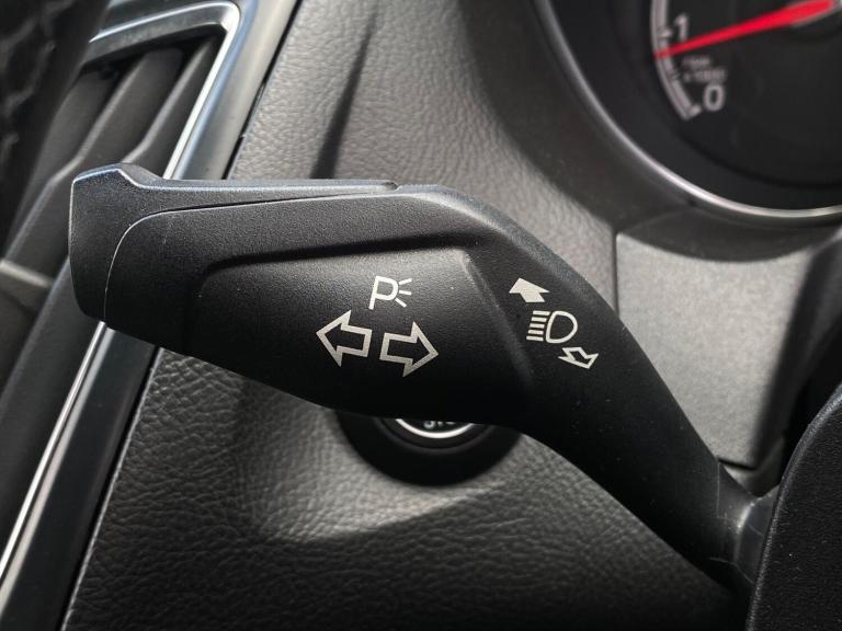 2015 Ford Focus 2.0T EcoBoost ST-2 5dr HATCHBACK PETROL Manual