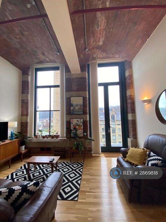 2 bedroom flat in New Mill, Shipley, BD17 (2 bed) (#2869818)