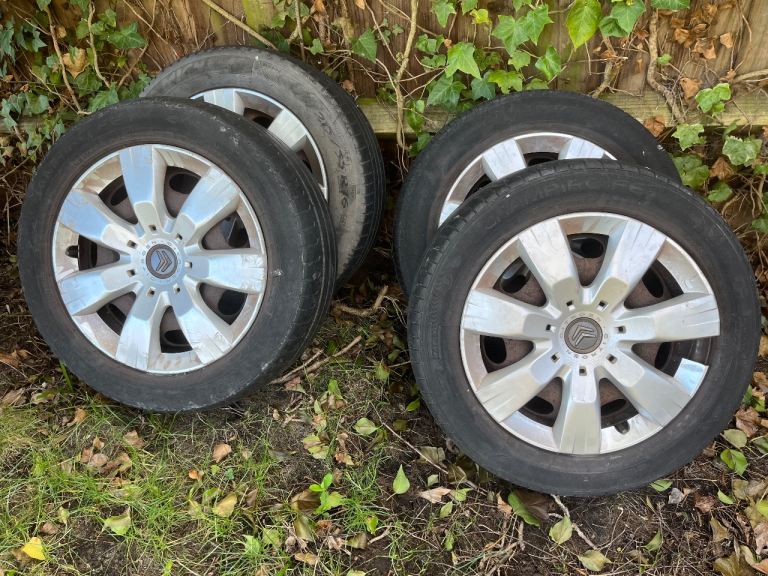 Citroën Berlingo spare wheels