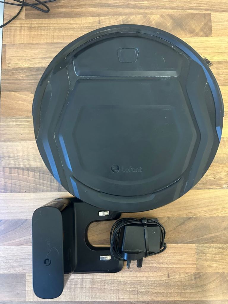 Lefanta robot hoover