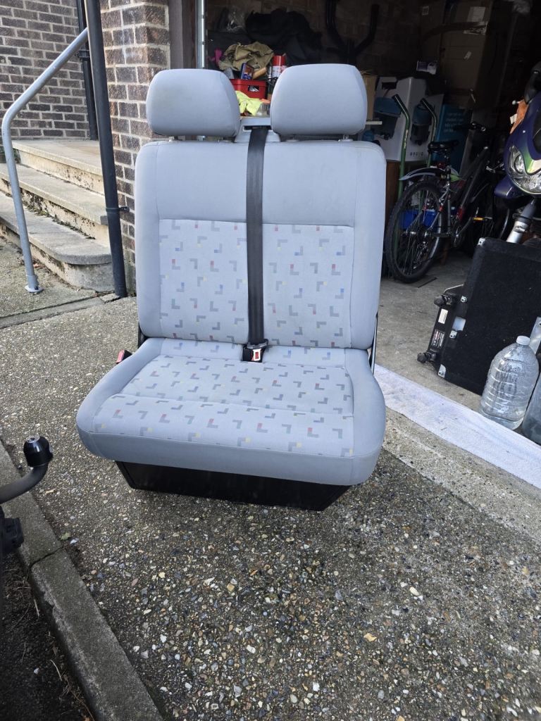 Volkswagen T5 double seat
