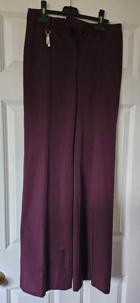 Designer. Fitted trousers, size 10, 32" leg