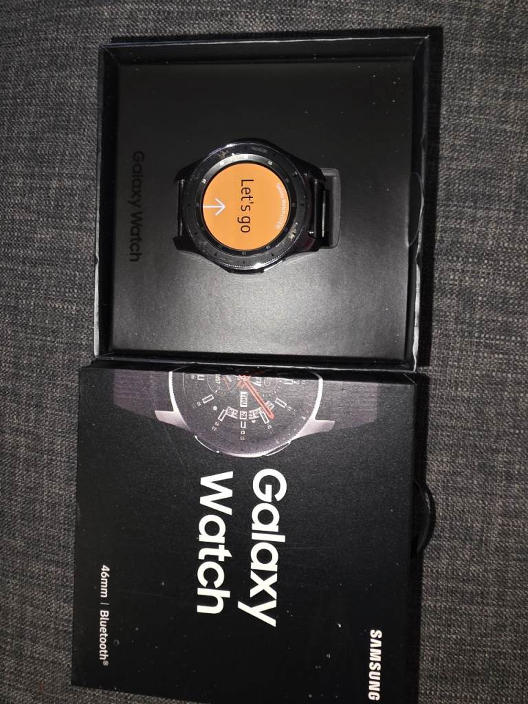 Samsung galaxy 4 smart watch(REDUCED)
