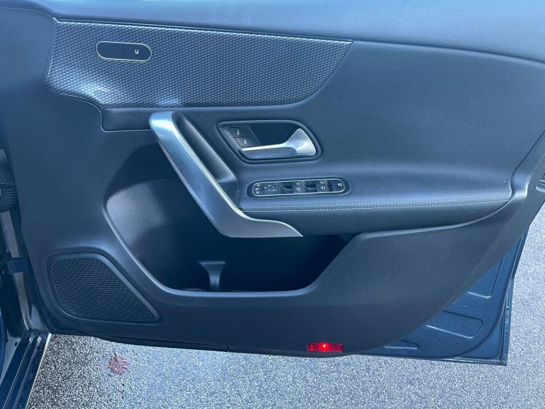 2020 Mercedes-Benz A-Class 1.3 A180 Sport (Executive) 7G-DCT Euro 6 (s/s) 5dr HATCHBACK Petrol Au...