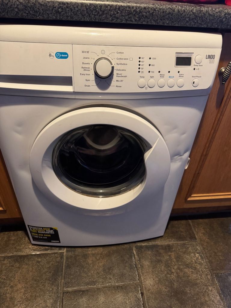 Zanussi Lindo 100 Washing Machine – White, Good Condition