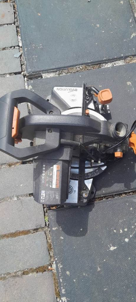 Evolution electric mitre saw