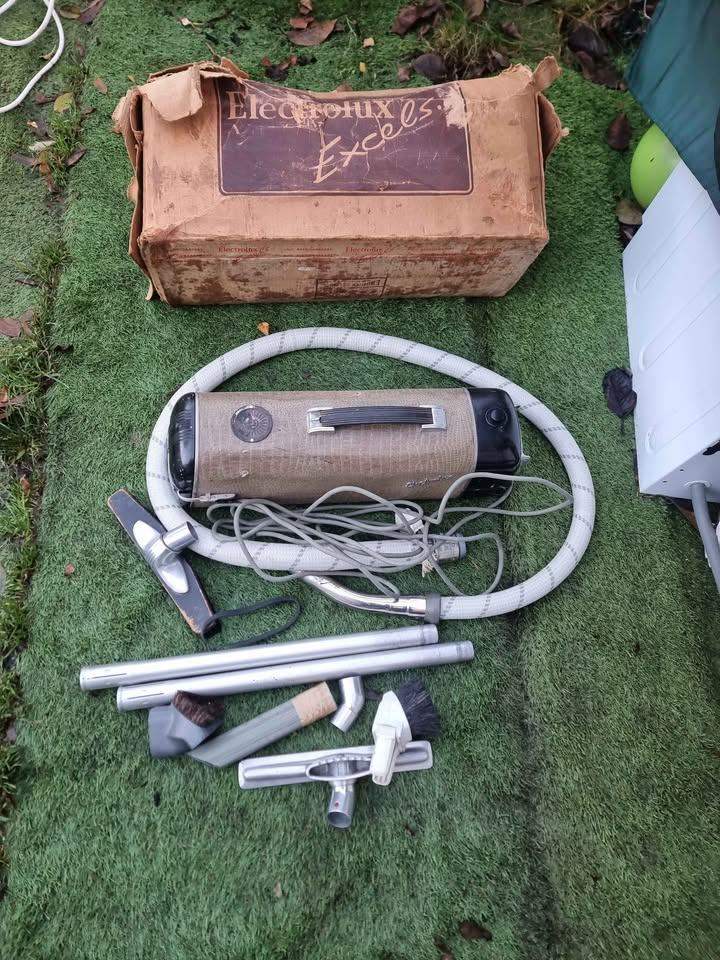 Vacuum cleaner vintage 
