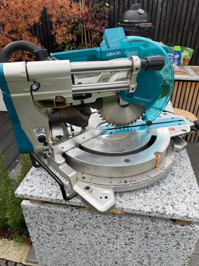 image for Makita DLS110 36V (Twin 18V) Brushless Mitre Saw – 260mm Blade
