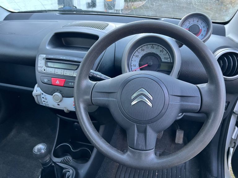 LOW MILES 2013 CITROEN C1 VTR 1.0 VTi *FULL MOT & SERVICE* same as aygo 107 108