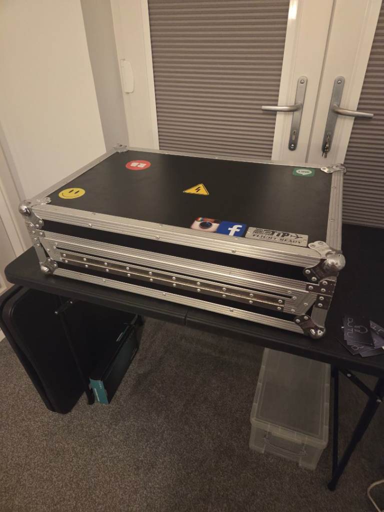 Pioneer Rx2 & Flightcase