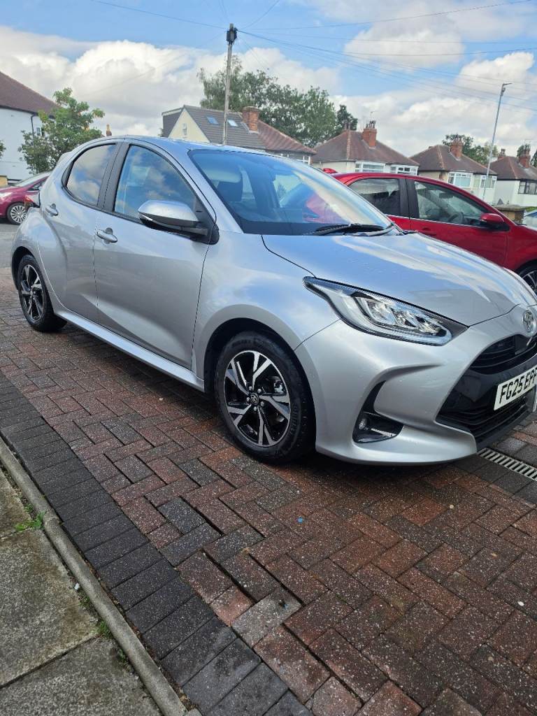 Toyota, YARIS, Hatchback, 2025, Other, 1490 (cc), 5 doors