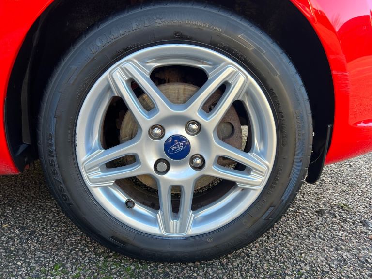 Ford Fiesta 1.0 Zetec – FSH – £20 Road Tax – 5 Door – Long MOT – Lovely Car