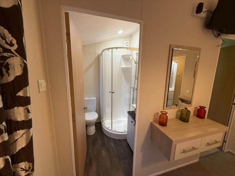 40x20 2 Bed Twin Lodge - DG, CH, Bath, Ensuite, Patio Doors - Offsite / Own Land