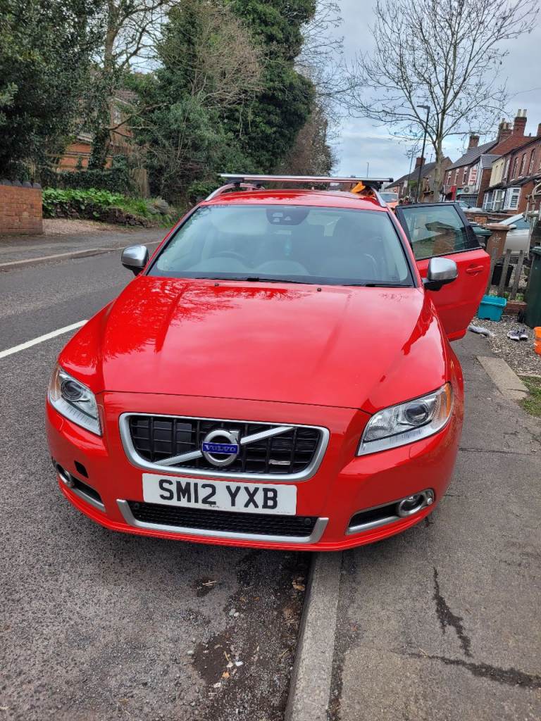 Volvo, V70, Estate, 2012, Manual, 1984 (cc), 5 doors