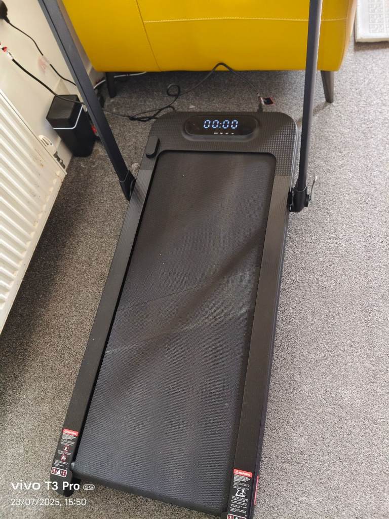 Treadmill foldable 