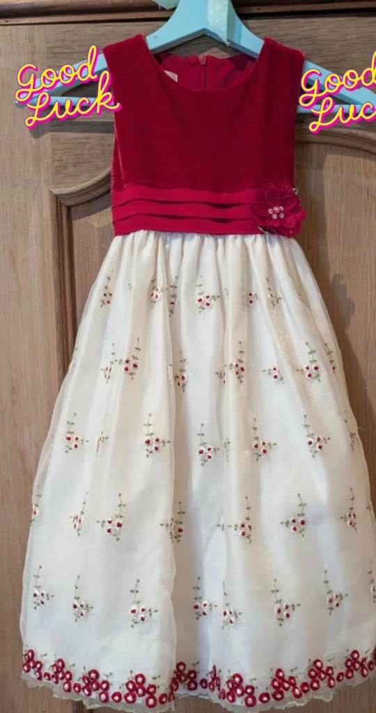 Gorgeous short sleeve dress