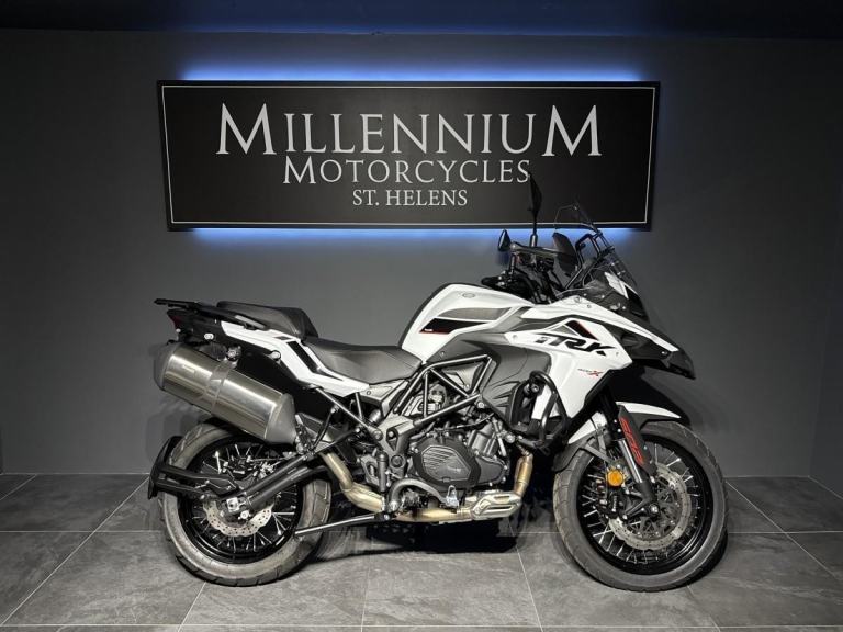 BENELLI TRK 502X ADVENTURE BIKE RIDE ON A2 LICENSE GREAT TOURING MOTORBIKE