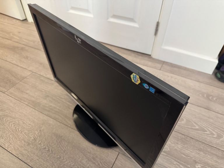 Samsung 24 inch monitor 