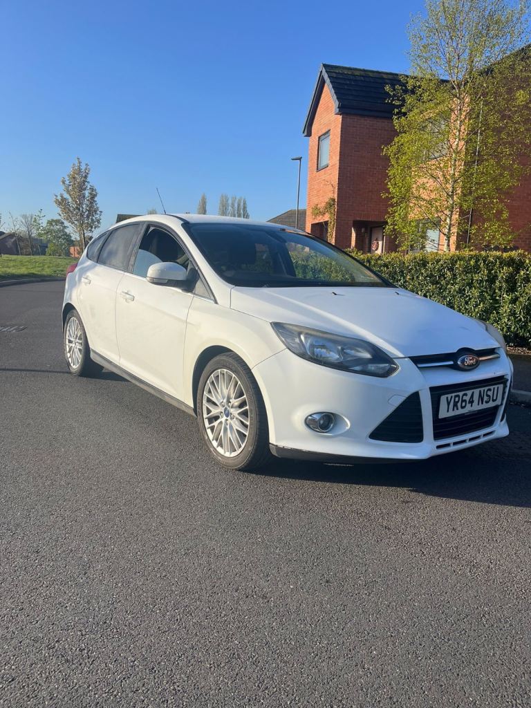 Ford, FOCUS, Hatchback, 2014, Manual, 1560 (cc), 5 doors