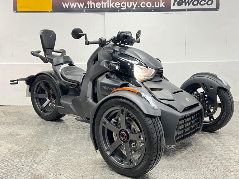 2023 CAN-AM RYKER 900 AUTOMATIC TRIKE - 4300 MILES 