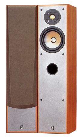 Yamaha NS-200 speakers in cherry