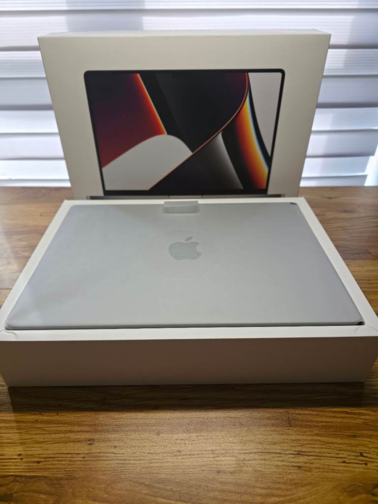 Apple MacBook Pro 14" (M1 Pro, 16GB RAM, 512GB SSD) - 97% Battery Health & Fully Boxed