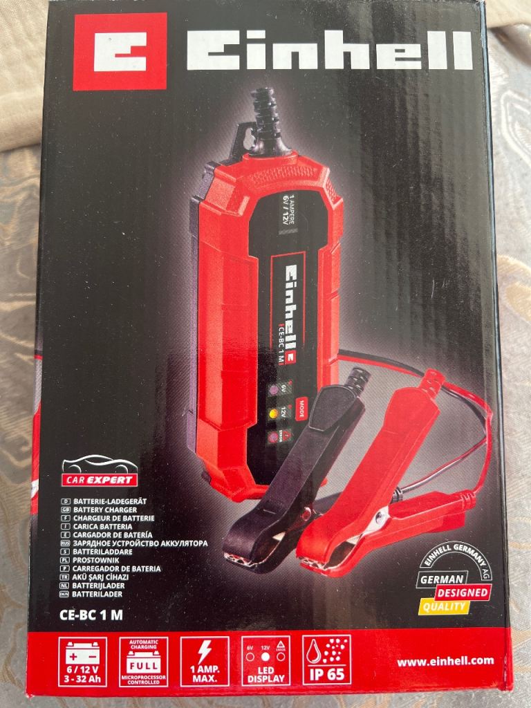 Einhell Car Battery Trickle Charger
